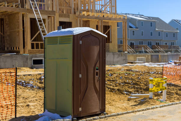 Best Portable toilet rental cost  in Hillside Lake, NY